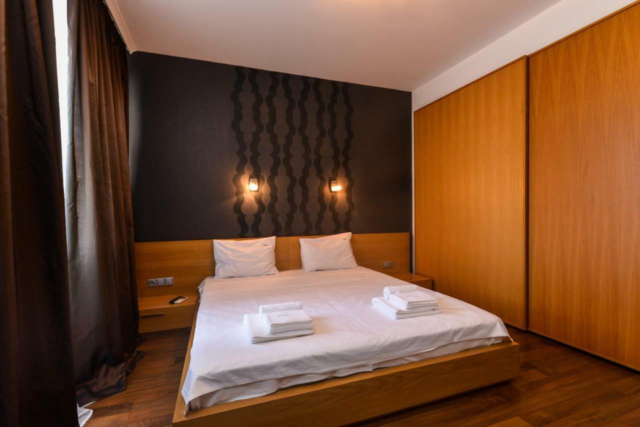 Super Premium Two Bedroom Suite On Vitosha Boulevard صوفيا المظهر الخارجي الصورة