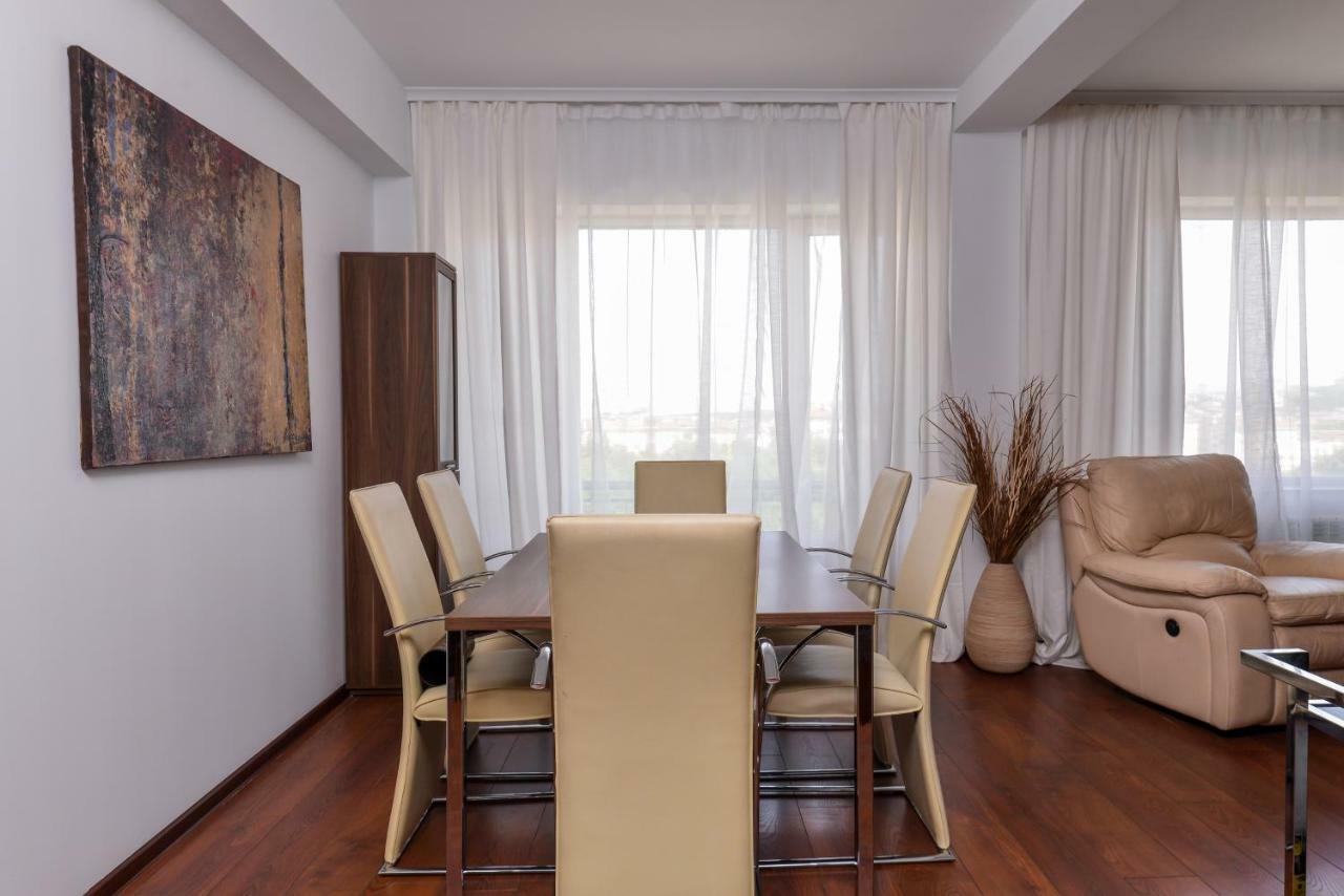 Super Premium Two Bedroom Suite On Vitosha Boulevard صوفيا المظهر الخارجي الصورة