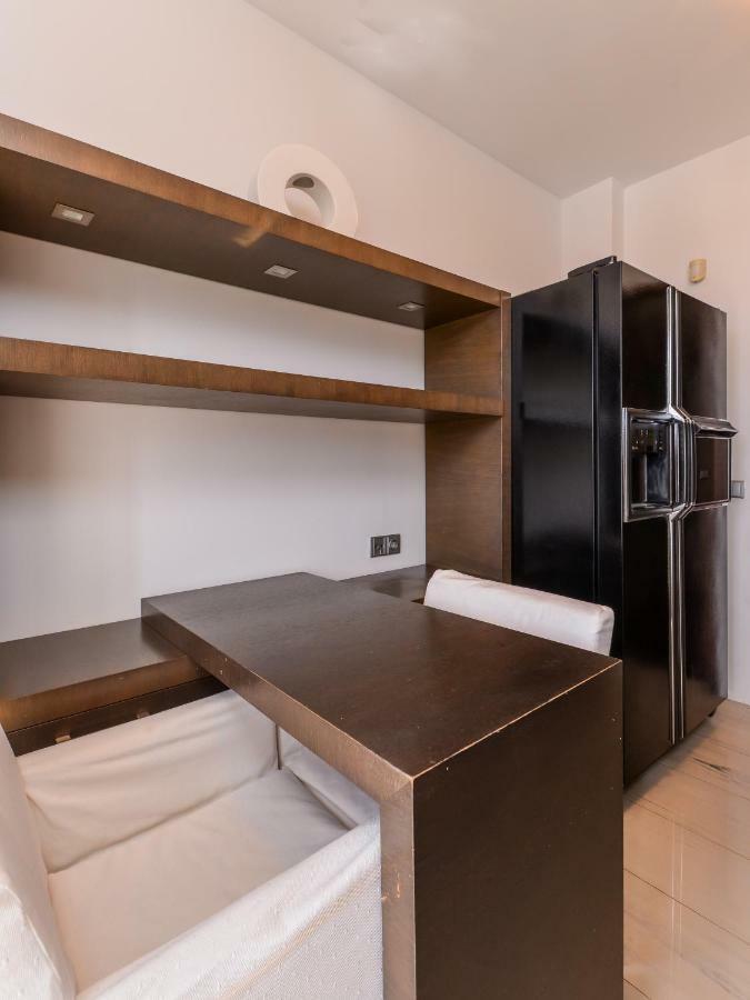 Super Premium Two Bedroom Suite On Vitosha Boulevard صوفيا المظهر الخارجي الصورة